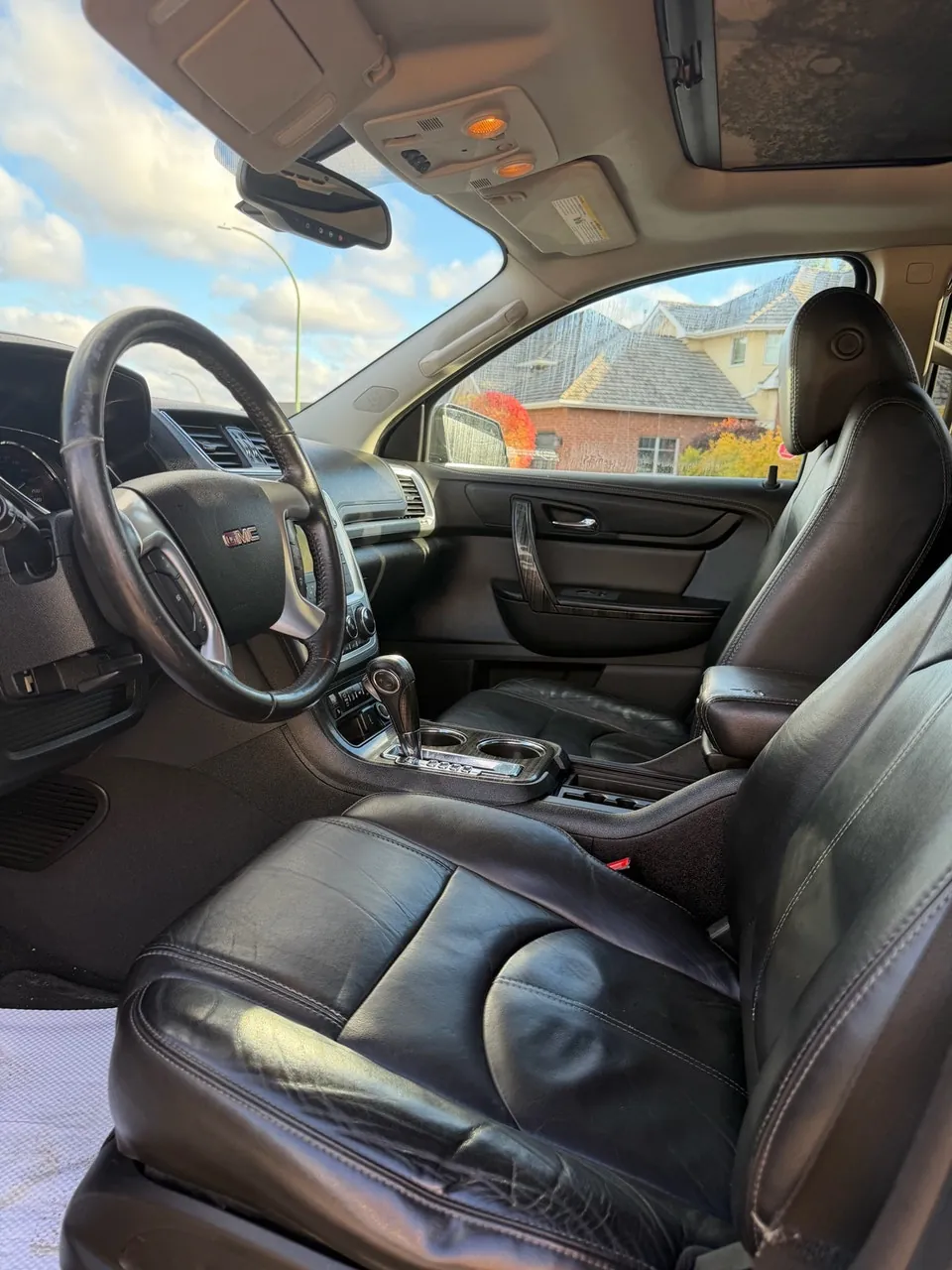 GMC Acadia 2017 photo 5