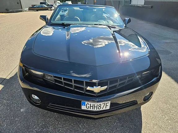 Chevrolet Camaro 2011 photo 2