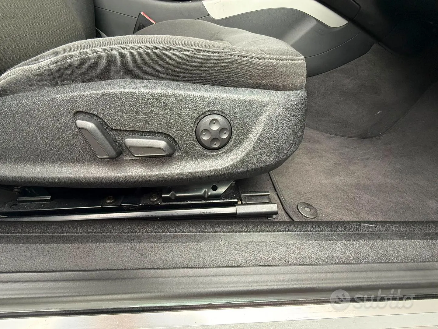 Audi A5 2010 photo 2