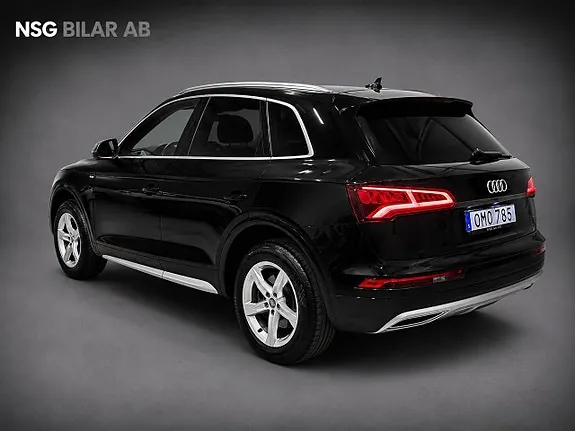 Audi Q5 2018 photo 2