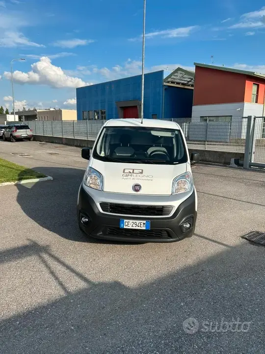 Fiat Fiorino 2021 photo 2