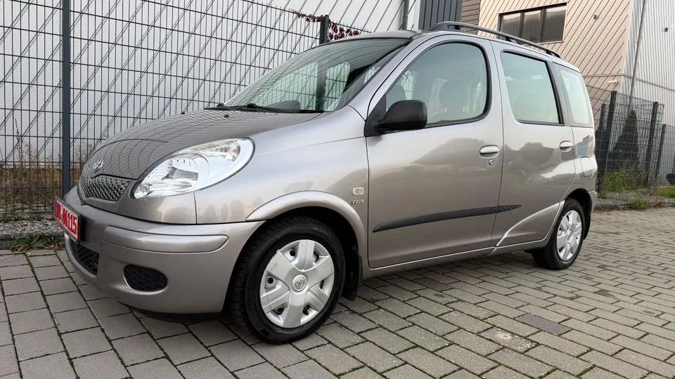 Toyota Yaris Verso