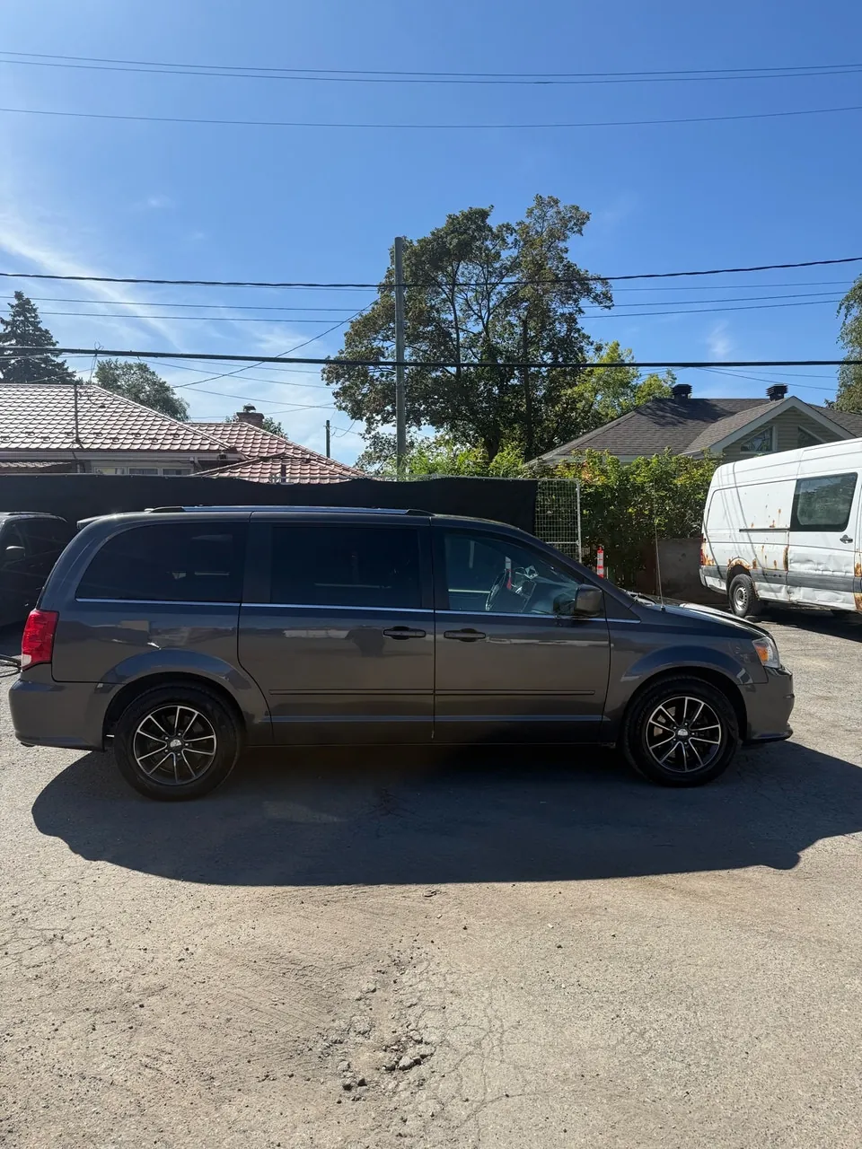 Dodge Caravan 2017 photo 2