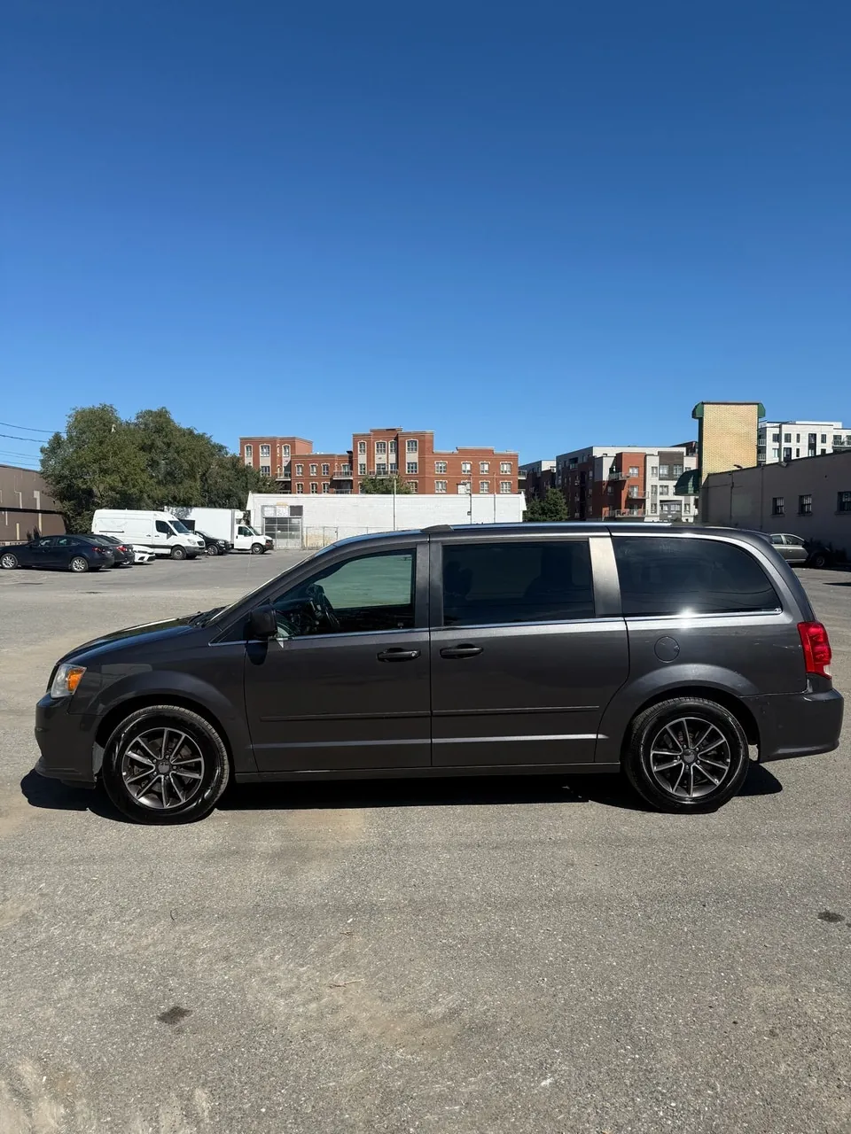 Dodge Caravan 2017 photo 4