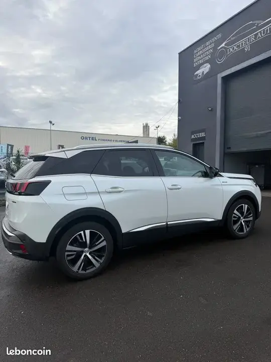 Peugeot 3008 2017 photo 2