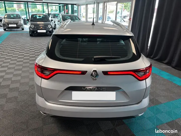 Renault Megane 2019 photo 4