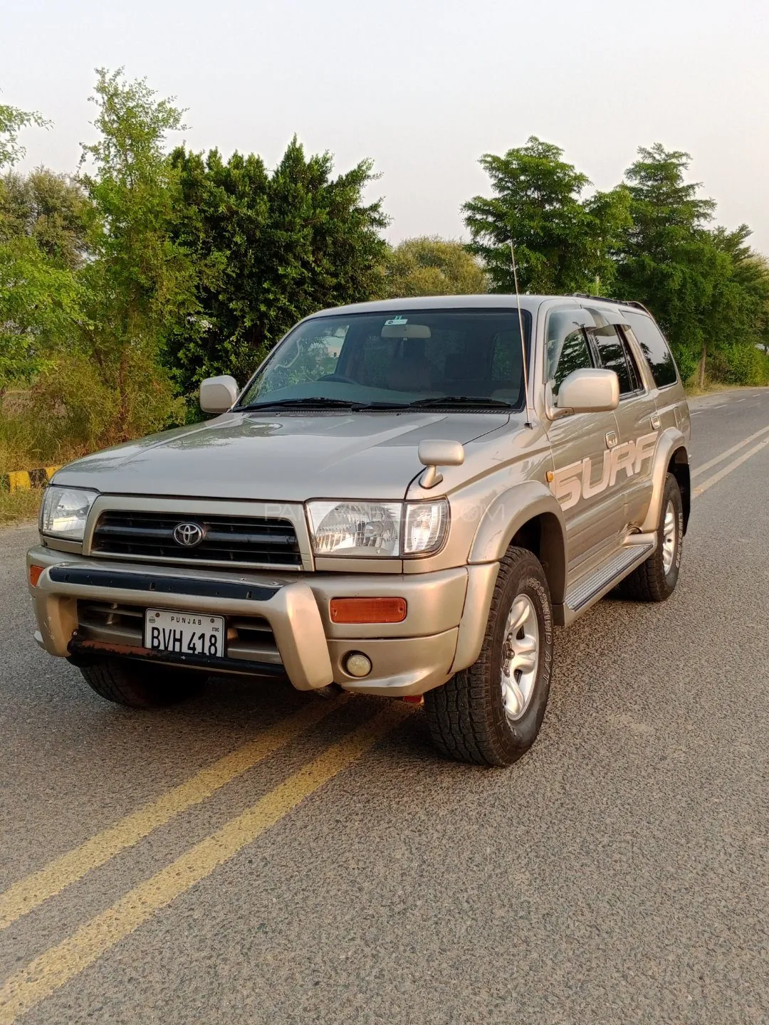 Toyota Hilux Surf