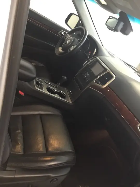Jeep Grand Cherokee 2012 photo 5