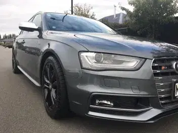 Audi S4 Avant 2012 photo 4