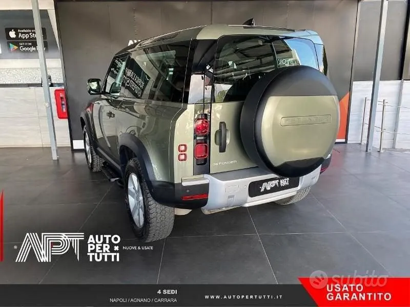 Land Rover Defender 2021 photo 4