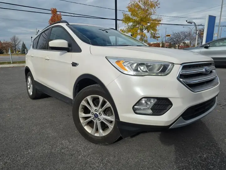 Ford Escape 2017 photo 2