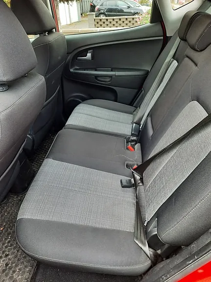 Kia Venga 2011 photo 5