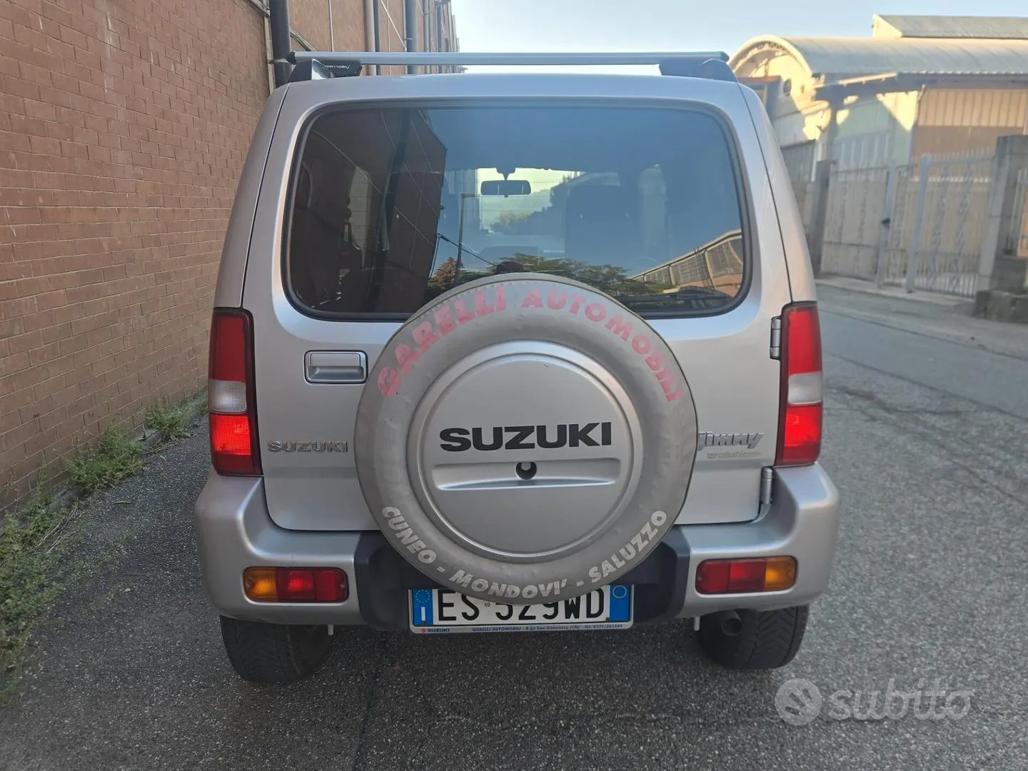 Suzuki Jimny 2013 photo 2