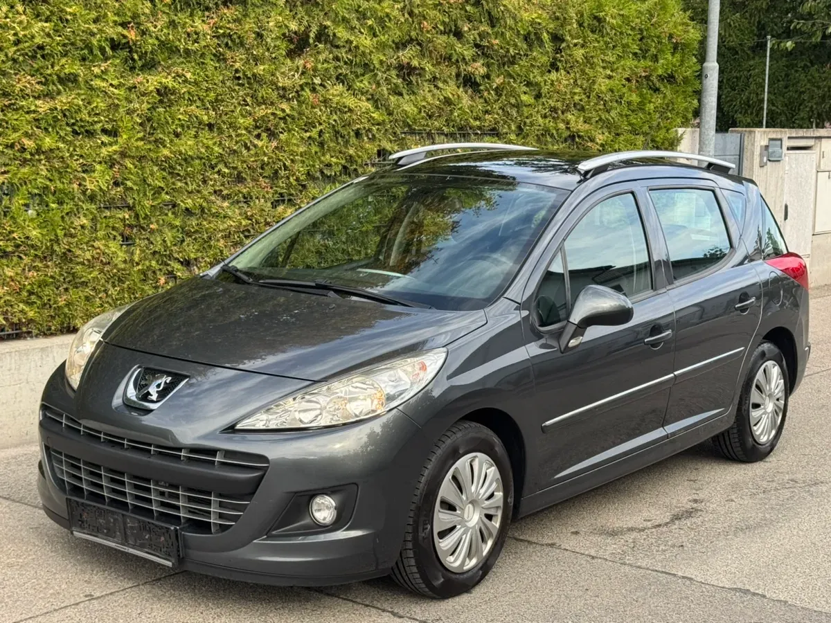 Peugeot 207 2012 photo 2