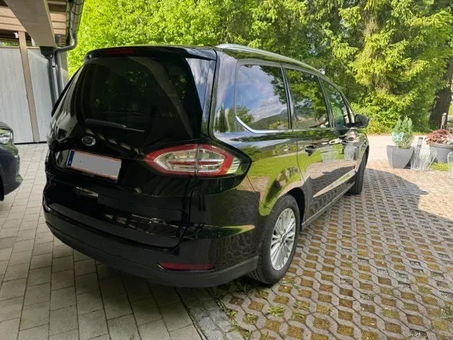 Ford Galaxy 2016 photo 3