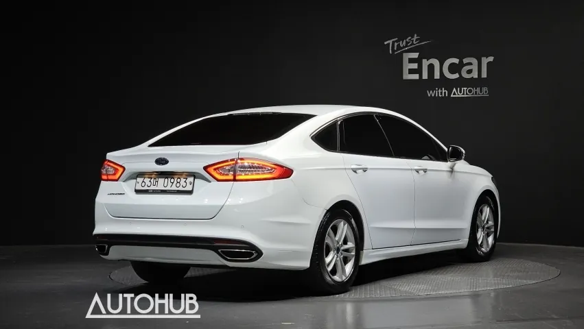 Ford Mondeo 2015 photo 2