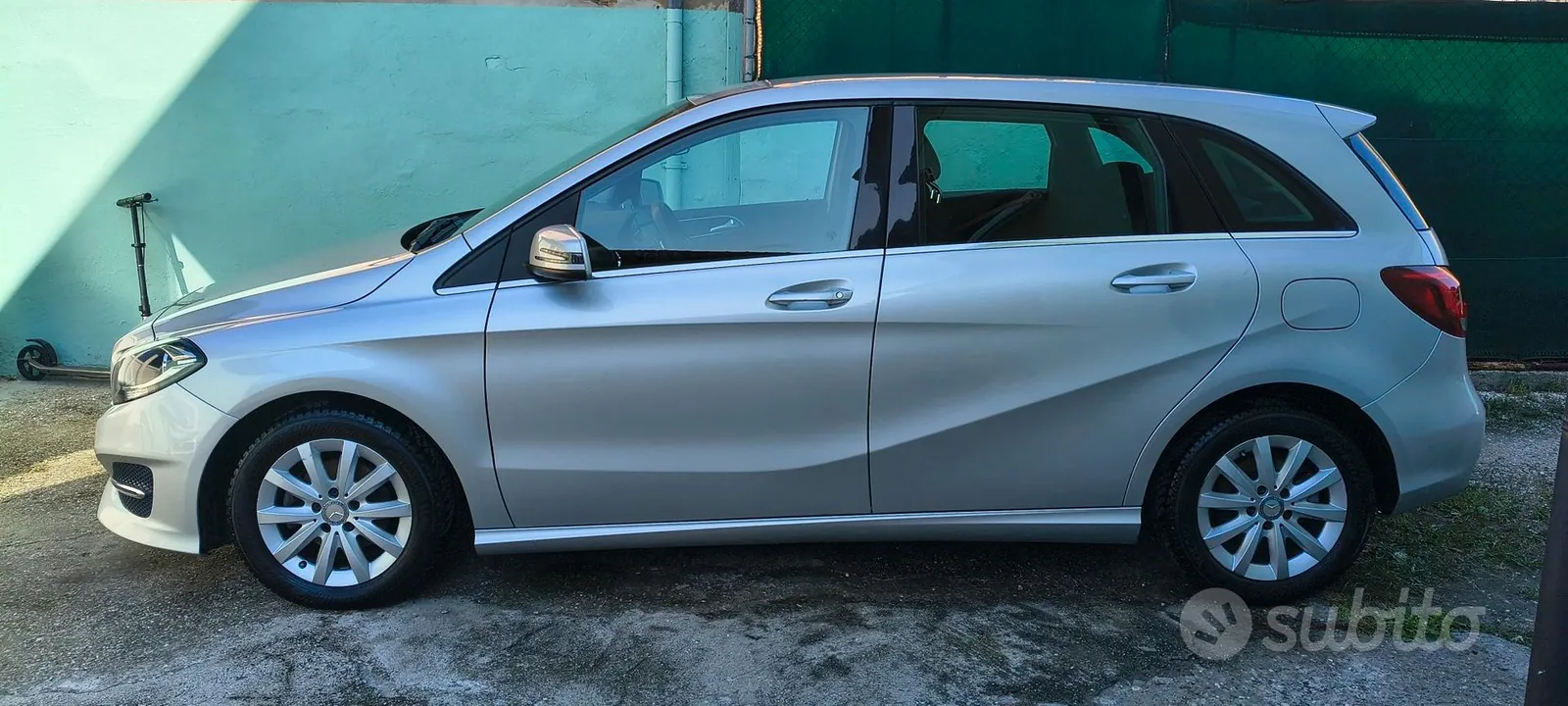 Mercedes-Benz B180 Cdi 2015 photo 4
