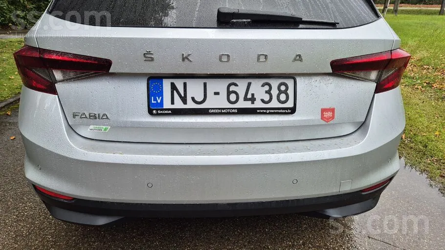 Skoda Fabia 2022 photo 4