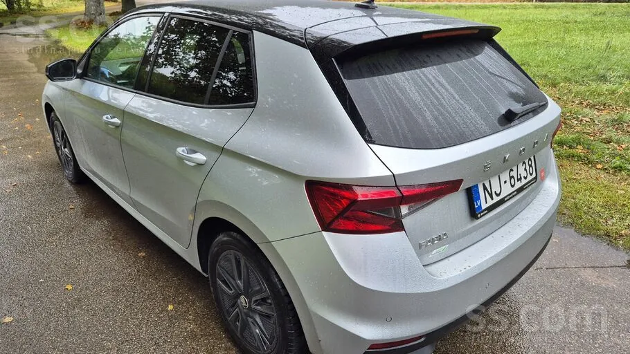 Skoda Fabia 2022 photo 3
