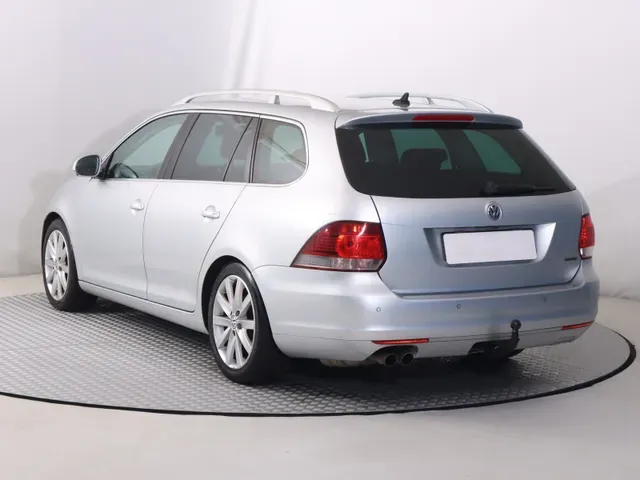 Volkswagen Golf Variant 2012 photo 3