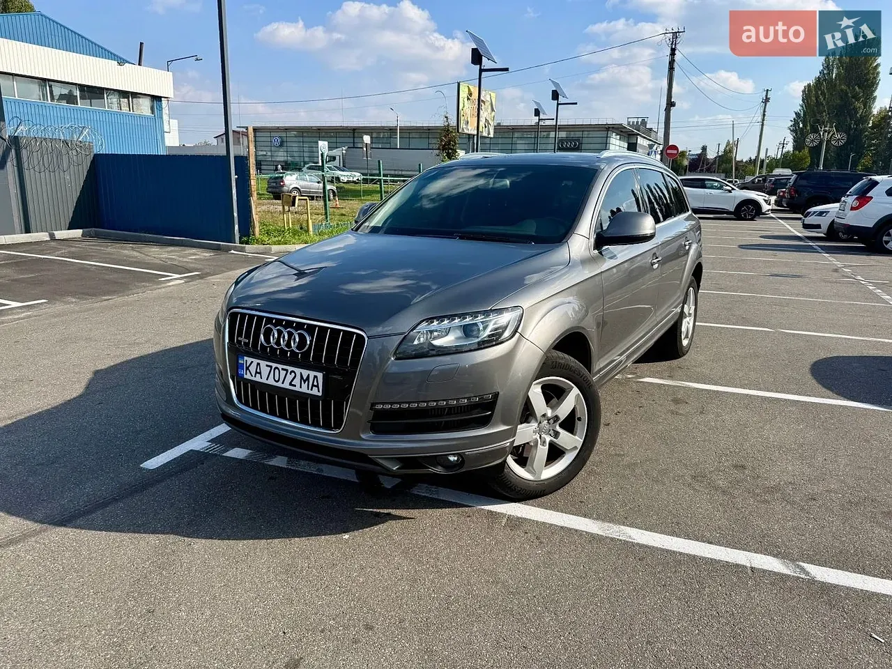 Audi Q7 2011 photo 5
