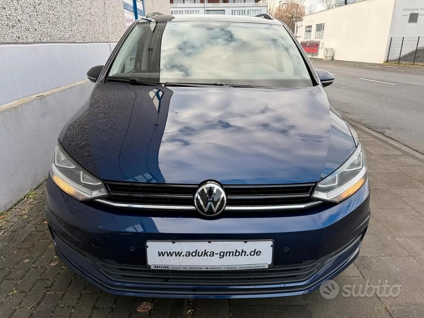 Volkswagen Touran 2021 photo 3