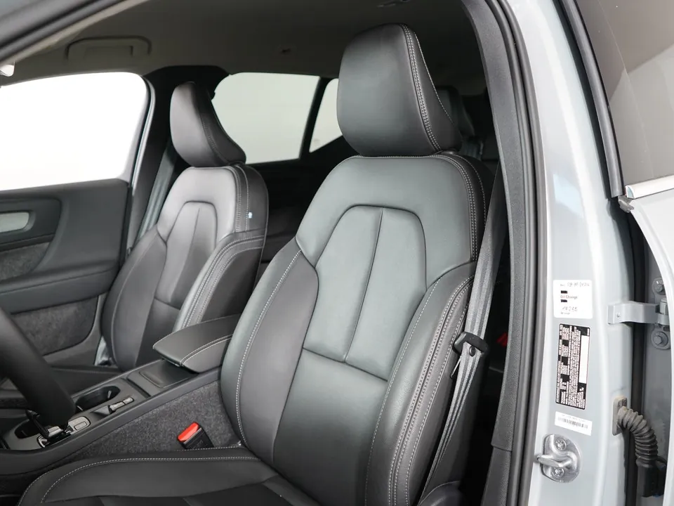 Volvo Xc40 2025 photo 5