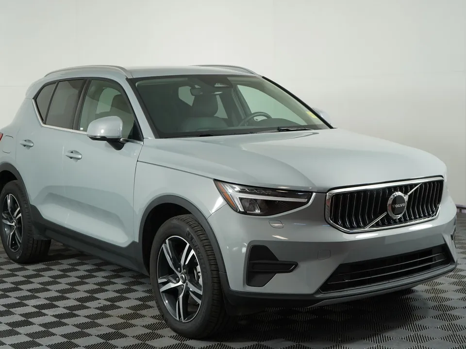 Volvo Xc40 2025 photo 4