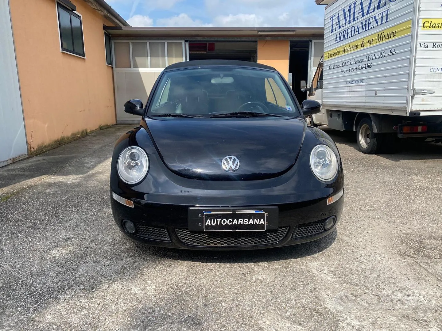 Volkswagen New Beetle 2008 photo 3