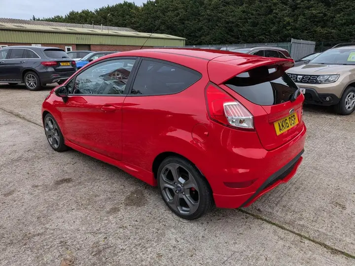 Ford Fiesta 2016 photo 4