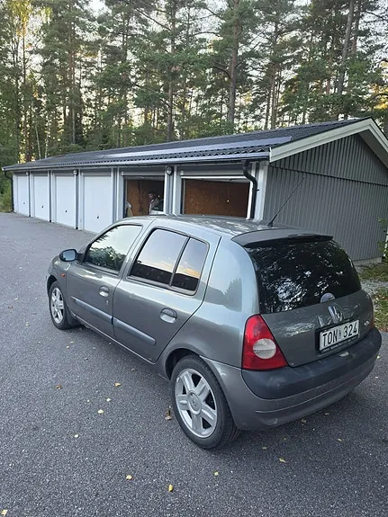 Renault Clio 2002 photo 3