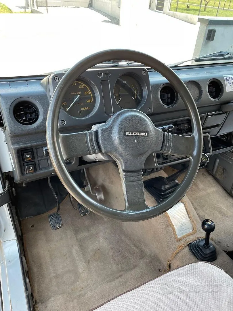 Suzuki Sj410 1983 photo 4