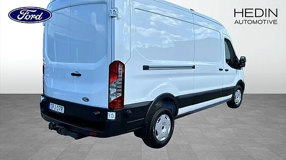 Ford Transit 2026 photo 2