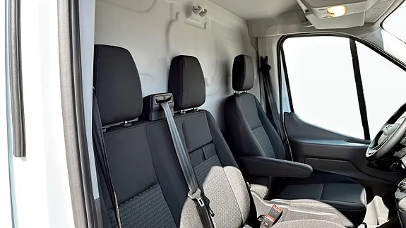 Ford Transit 2026 photo 5