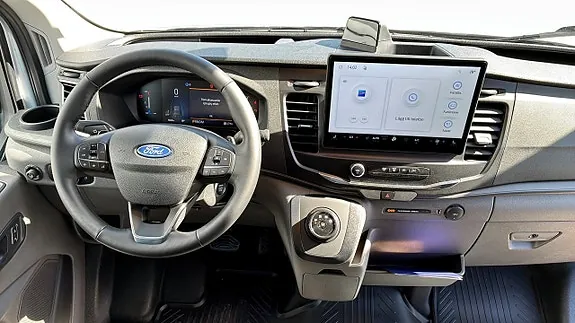 Ford Transit 2026 photo 4