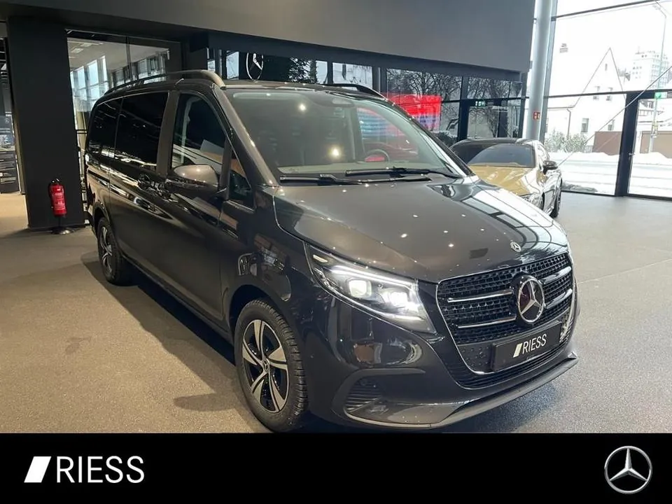 Mercedes-Benz V 220 D