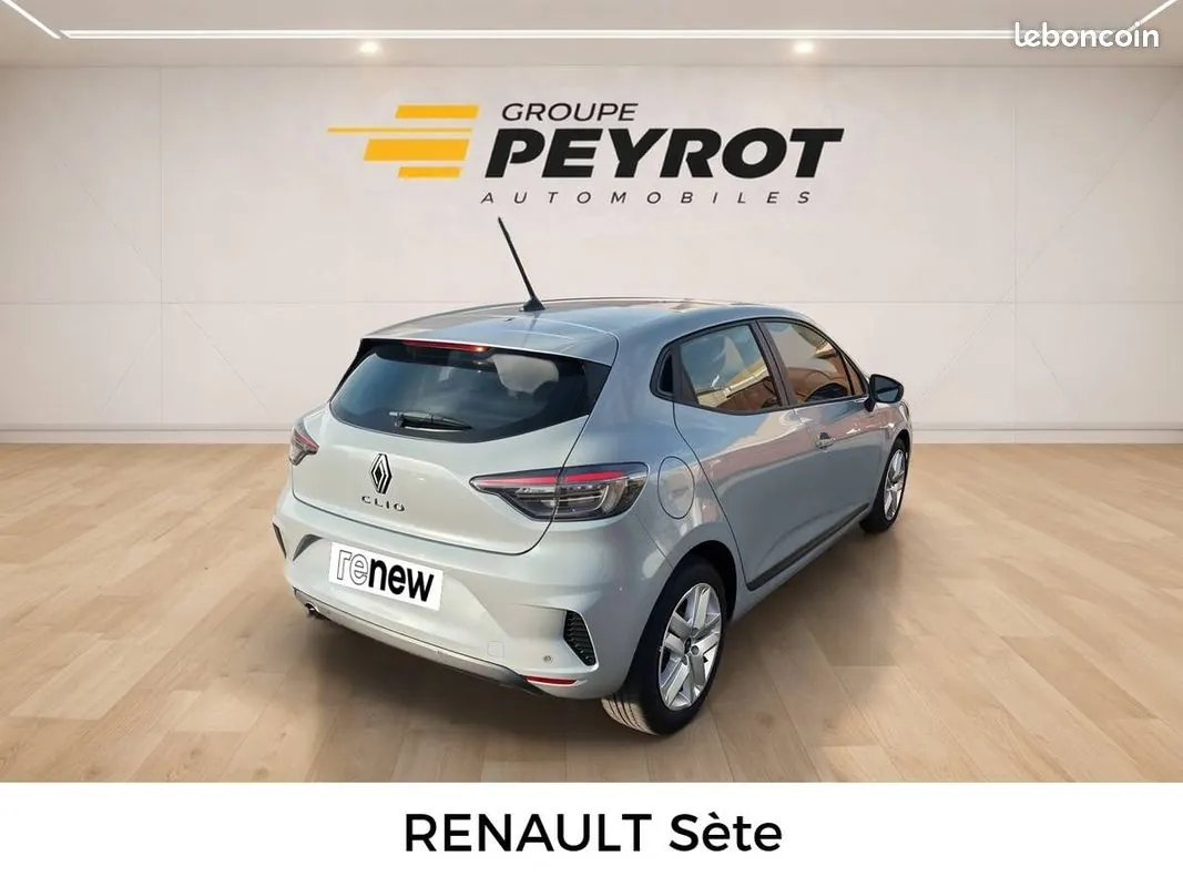 Renault Clio 2024 photo 5