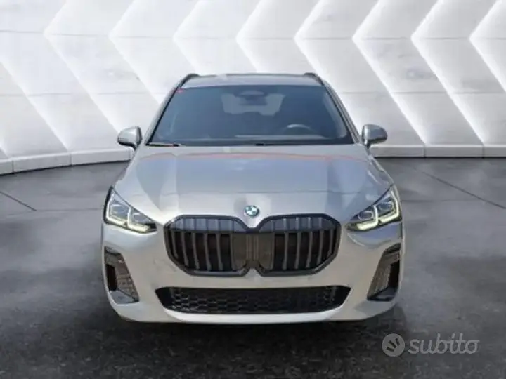 BMW 2 Series Active Tourer 2026 photo 2