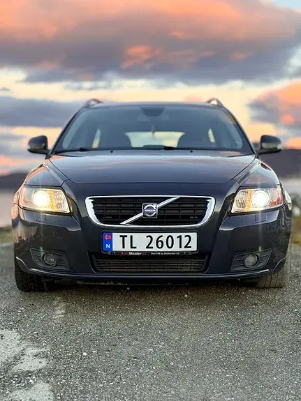 Volvo V50 2010 photo 5