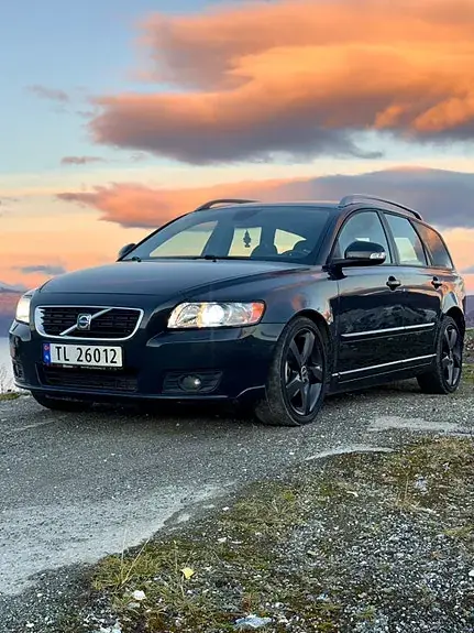Volvo V50