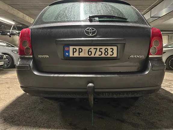 Toyota Avensis 2006 photo 2