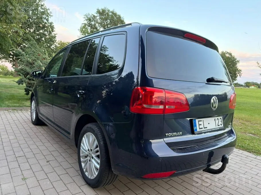 Volkswagen Touran 2015 photo 4