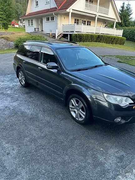 Subaru Legacy Outback 2007 photo 5