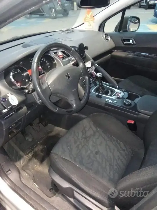 Peugeot 3008 2011 photo 3
