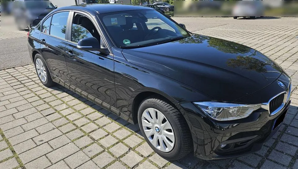 BMW 318I