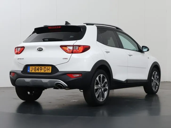 Kia Stonic 2020 photo 2