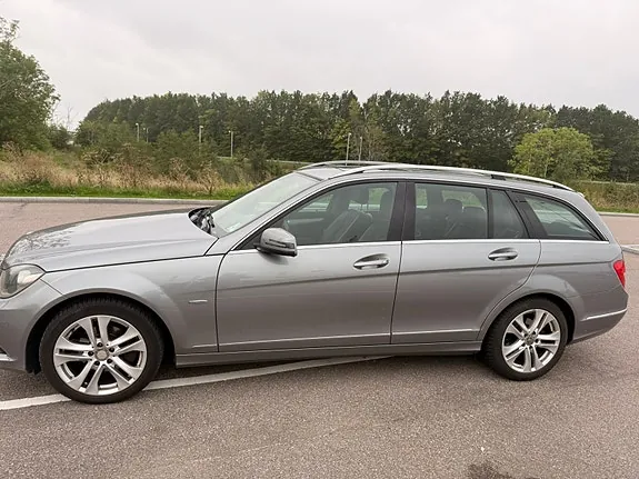 Mercedes-Benz C200 2011 photo 3