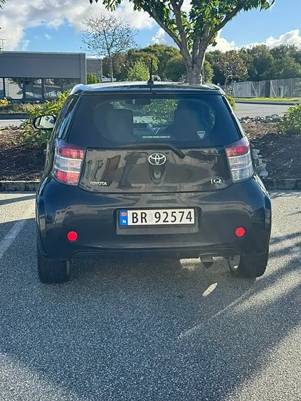 Toyota Iq 2010 photo 2