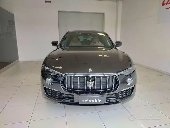Maserati Levante 2022 photo 2
