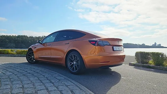 Tesla Model 3 2020 photo 5